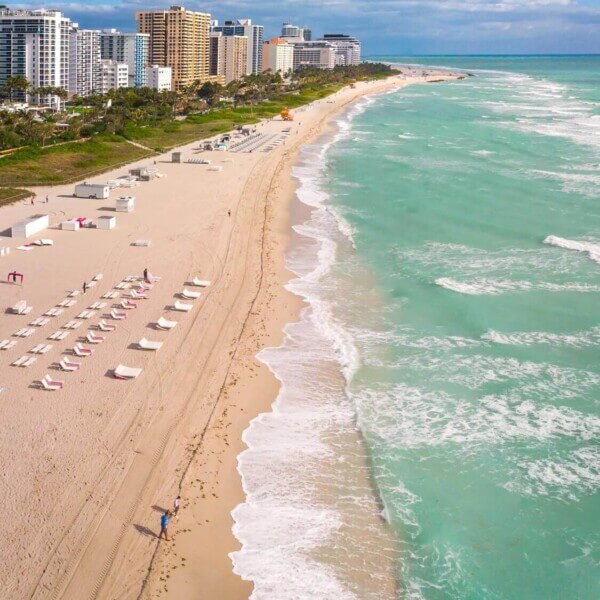 Regardless if you are here to visit Fort Lauderdale or Port St. Lucie, our South Florida car service is perfectly suited for you.