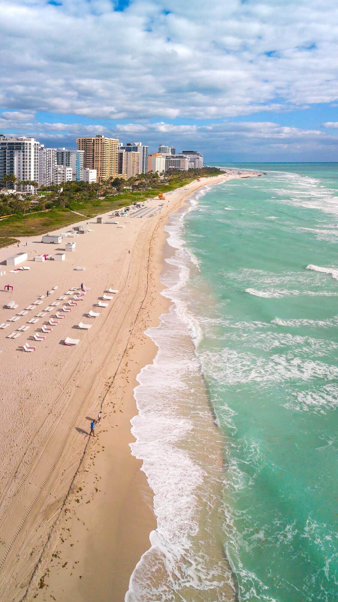 Regardless if you are here to visit Fort Lauderdale or Port St. Lucie, our South Florida car service is perfectly suited for you.