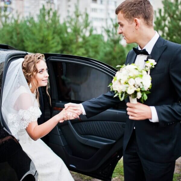 Our Wedding Transportation service can be adapted to your number of guests and itinerary.
