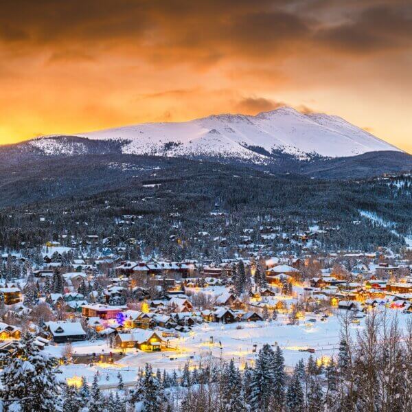 With help from our Breckenridge car service, you will be able to visit all the points of interest that the city offers.